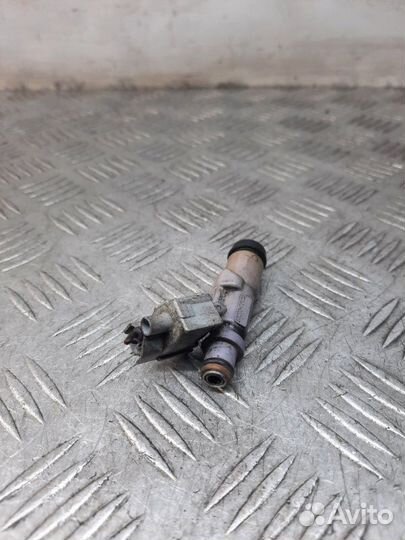 Форсунка Lexus Is200 седан 2.0 1GFE 2004