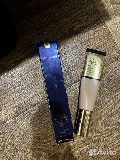 Крем тональный estee lauder futurist 2n1