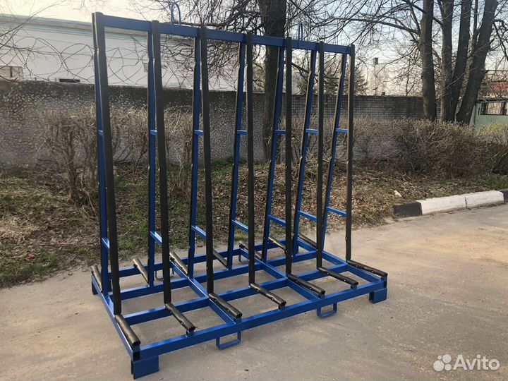 Пирамида для стекла