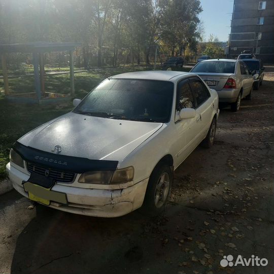Toyota Corolla 1.8 AT, 1997, битый, 213 000 км