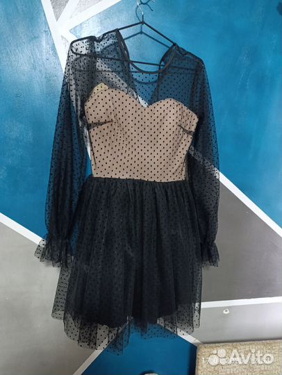 Продам платье 42 размер