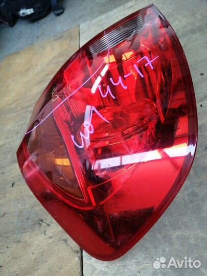 Стоп-сигнал задний левый Mazda Verisa DC5W