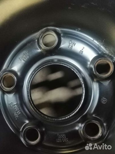 Оригинальные штампованные диски на Volkswagen R15