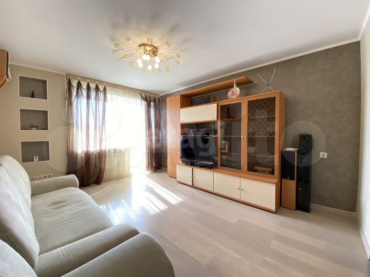 2-к. квартира, 63 м², 8/11 эт.
