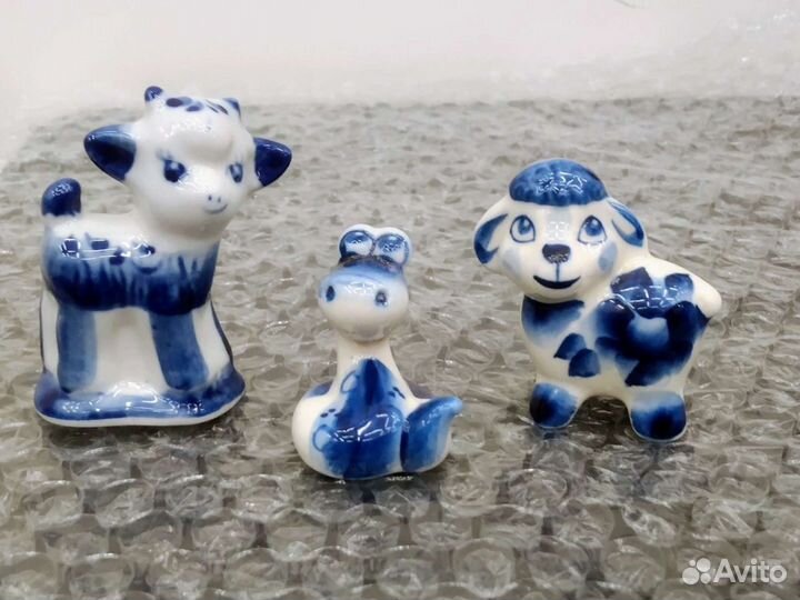 Фарфоровые статуэтки гжель