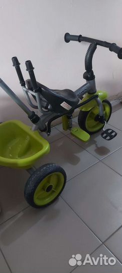 Детский трехколесный велосипед бу