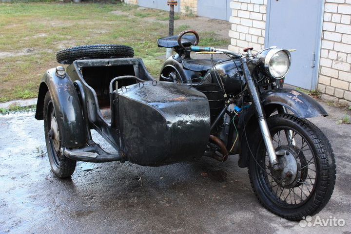 Мотоцикл К 650 Днепр