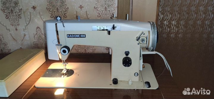 Швейная машина Radom 466
