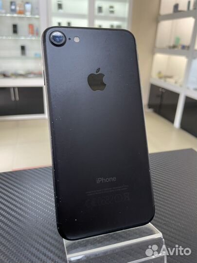 iPhone 7, 32 ГБ