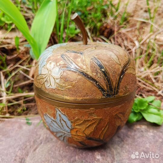 Латунная шкатулка-яблоко, Англия