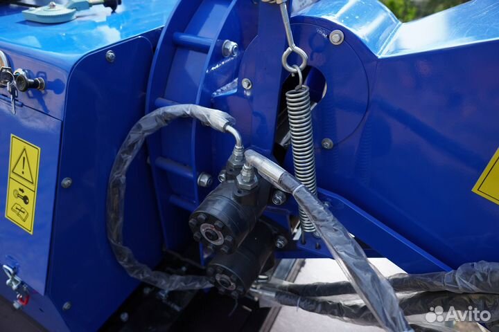 Дробилка/щепорез для дерева на прицепе