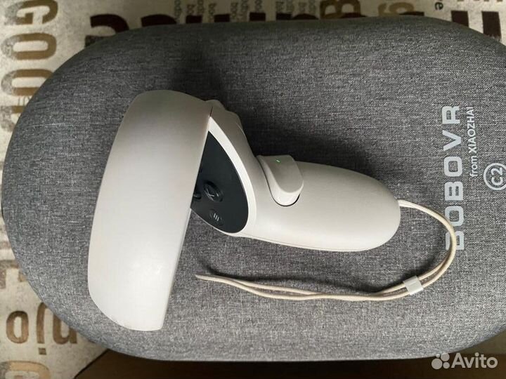 Контроллер Oculus Touch для Quest 2 (левый)