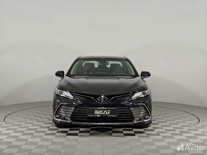 Toyota Camry 2.5 AT, 2023