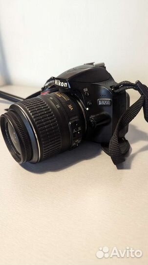 Зеркальный фотоаппарат