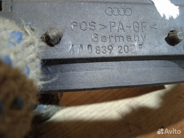 Ручка двери внешняя задняя левая Audi 100 C4 2.8