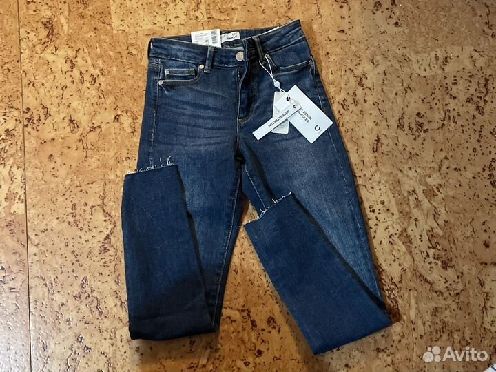 Джинсы для девочки