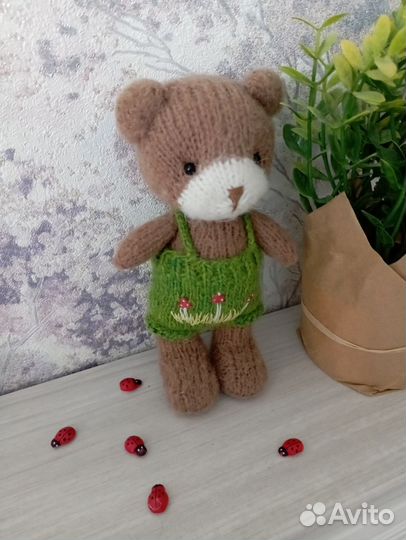 Игрушки ручной работы- медвежонок