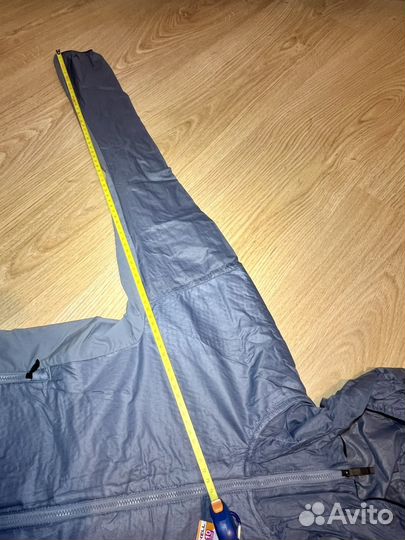 Ультра легкая ветровка Adidas pack it