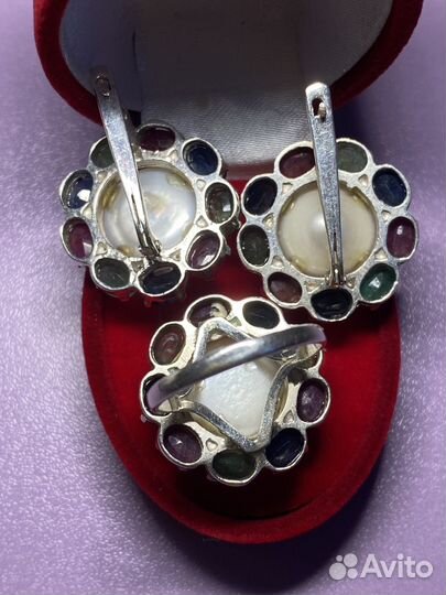 Серебряный комплект с натуральными камнями