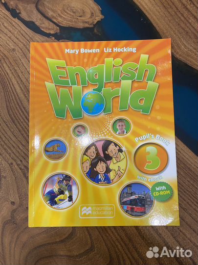 English world 3 : учебник. Bowen Mary