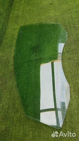 Стекло двери передней левой Vw Passat B6