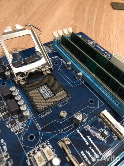 Материнская плата 1155 сокет Gigabyte GA-H77-DS3H