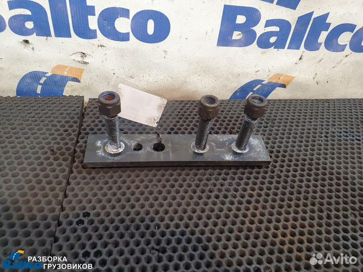 Проставка кронштейна топливного бака Scania 6