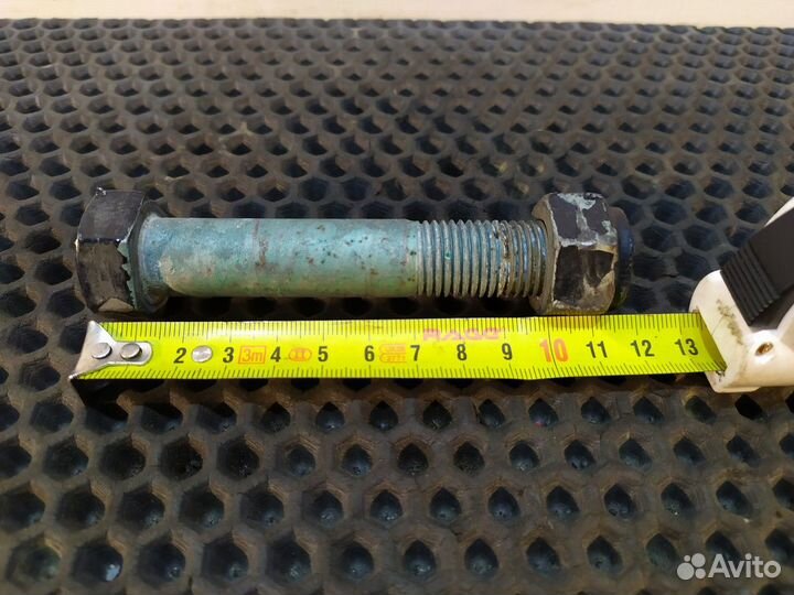 06014946724 Комплект болтов реактивной тяги