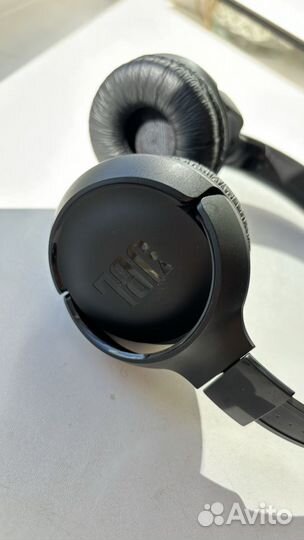 Беспроводные наушники jbl tune 520bt