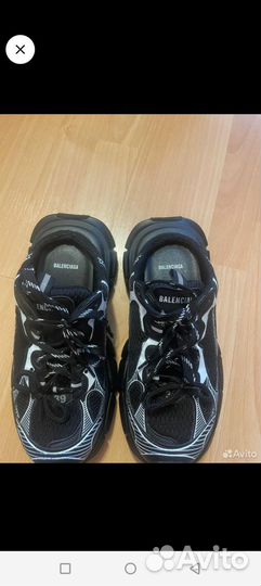 Кроссы женские