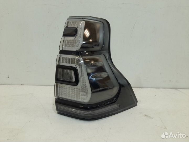 Фонарь задний правый Toyota Land Cruiser Prado 150