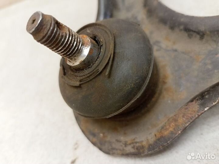 Рычаг передний левый верхний 51460SR3013