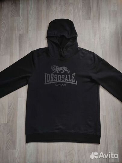 Толстовка с капюшоном