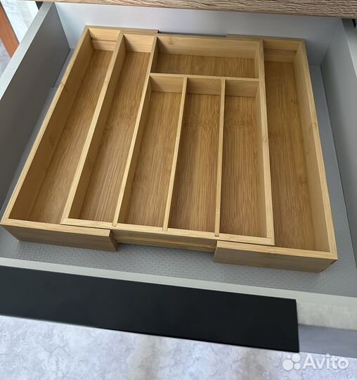 Лоток для столовых приборов