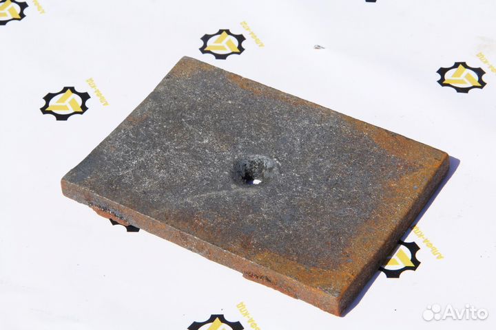 Броня с отверстием посередине смесителя JS1500