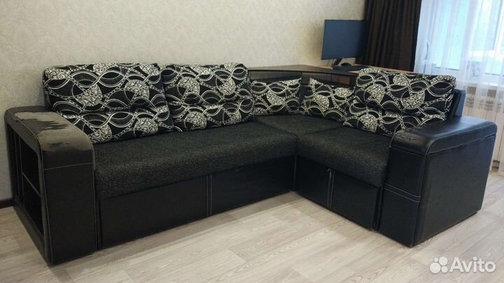 Угловой диван бу