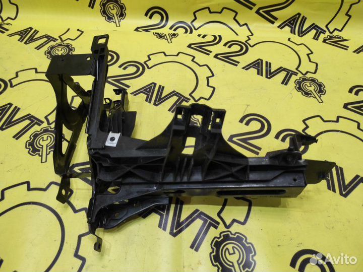 Крепление фары переднее левое Bmw 535Ix F10 N55B30