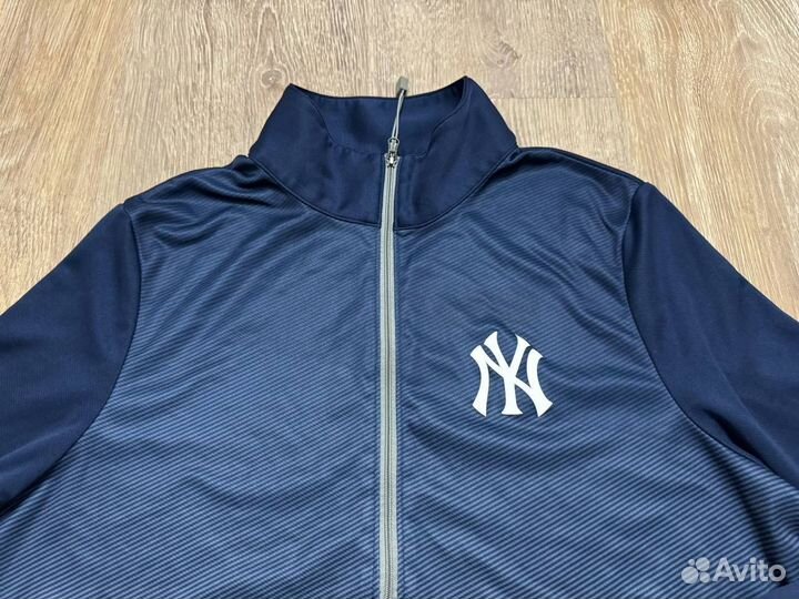 Женская спортивная кофта New York Yankees L