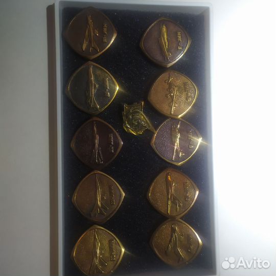 Набор значков