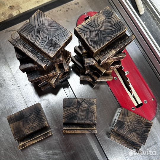 Подставка для телефона деревянная торцевая