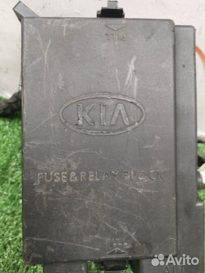 Блок предохранителей моторный Kia Sportage 2 SUV