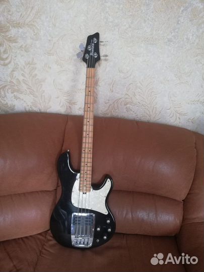 Бас гитара ibanez ATK 300 + чехол