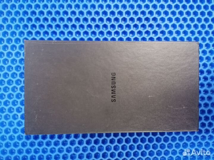 Samsung Galaxy S9, 4/64 ГБ