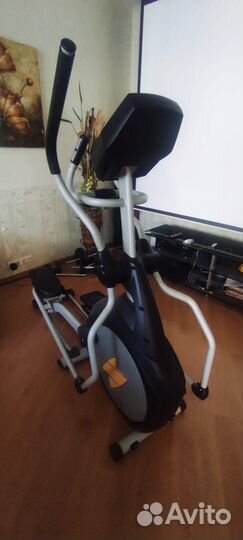 Эллиптический тренажер Spirit by Hasttings XE326