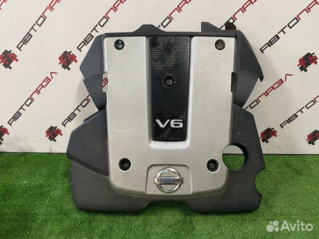 Накладка декоративная двигателя Nissan skyline v36