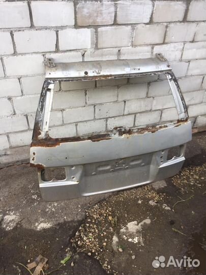 Прицепное устройство, Крышка багажника