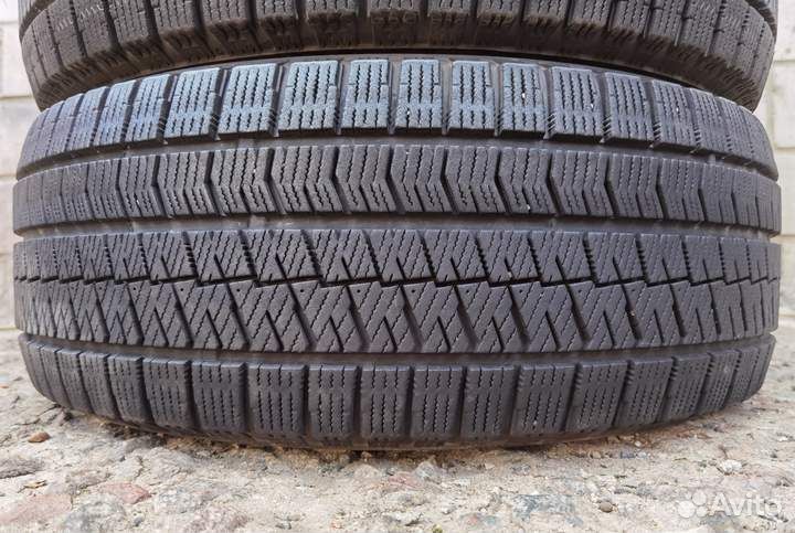 Bridgestone Blizzak VRX2 205/55 R16 97H