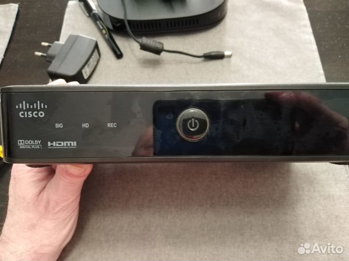 Wi-Fi роутер и тв приставка Билай(Cisco) комплект