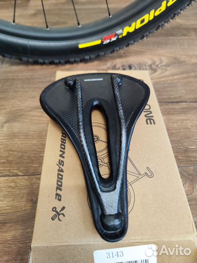 Седло для велосипеда Elita One карбон