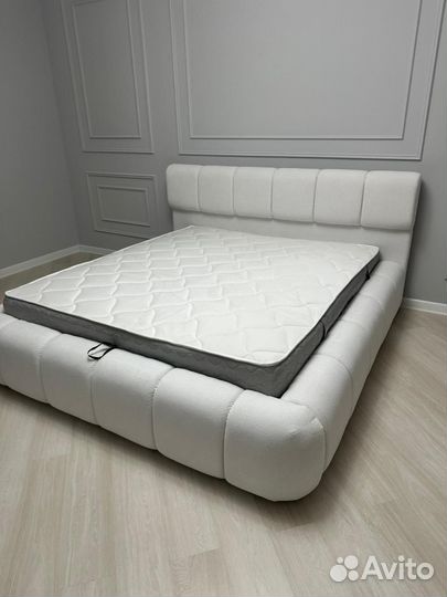 Кровати с тканью на выбор